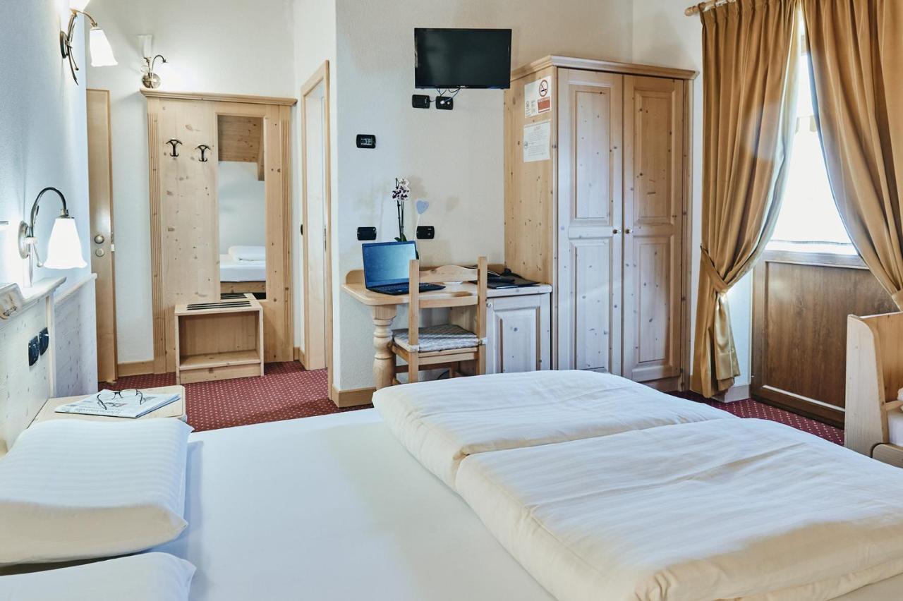 Hotel 2000 利维尼奥 外观 照片